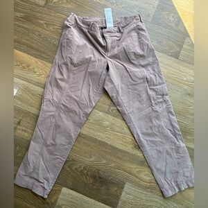Kirkland Signature Women’s Travel Pants in Light purple